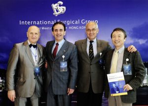 [Posse como Membro Titular do International Surgical Group em Hong Kong]